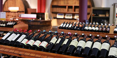 Vins Béziers , dégustation de vins, bouteilles de vins (® SAAM-fabrice Chort)