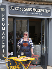 Avec ou sans modération à Clermont l’Hérault : épicerie fine - bar à vins et tapas , créé par Virgine Trupin (®SAAM- fabrice CHORT)