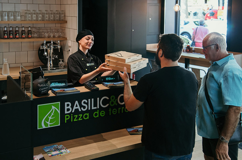 Basilic & Co Béziers est une pizzeria en centre-ville avec des pizzas fait maison ( ® basilic & co)