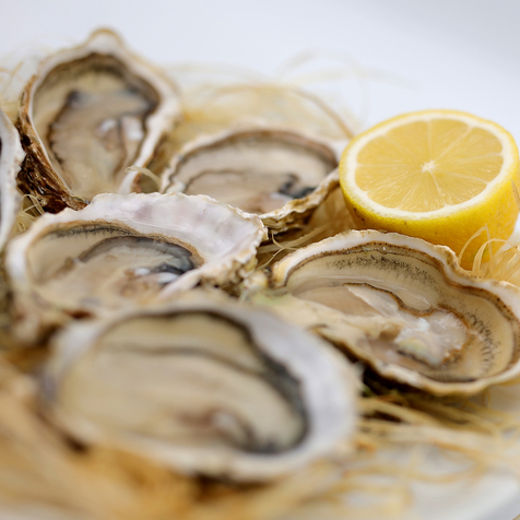 Huitres de Bouzigues  chez la poissonnerie L'Odacieuse à Valras Plage