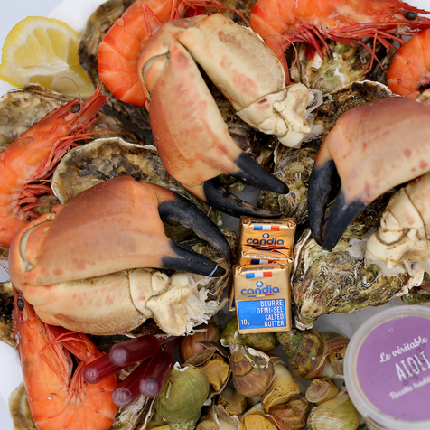 Plateau de fruit de mer à emporter chez L'Odacieuse Valras Plage