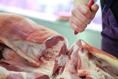 Les Canailles du Midi Villeneuve-les-Béziers : Boucherie Restaurant Traiteur • Une boucherie artisanale, des plats maison à déguster au restaurant (® SAAM-fabrice CHORT)