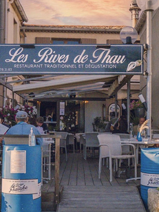 Rives de Thau restaurant Bouzigues au bord de l’Etang de Thau (® rives de thau)